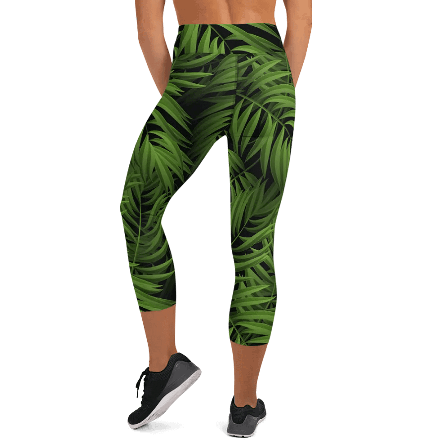Tropical Palm Allure Capri Leggings product image (5)