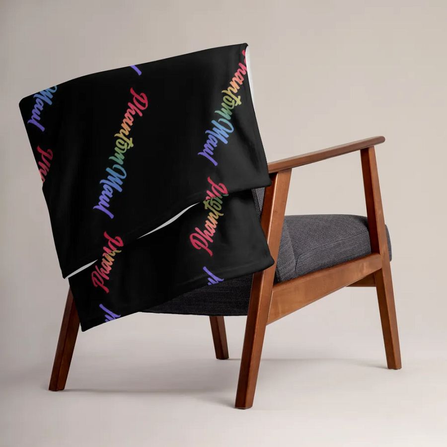 'PhantomMaul' Rainbow Throw Blanket product image (3)