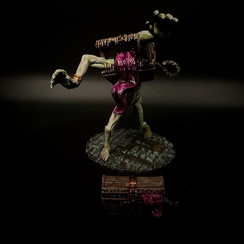 A nice cute little mimic boy, using it for D&D but it’s actually a @steamforged_games mini from dark souls 

#dungeonsanddrag...