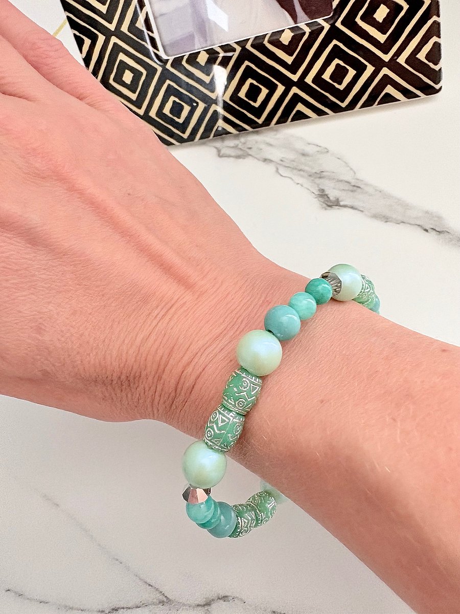 Handmade 8.25" Bracelet | Coastal Charm Jewelry by Monique Faella Designs™ | MFD-00069 product image (1)