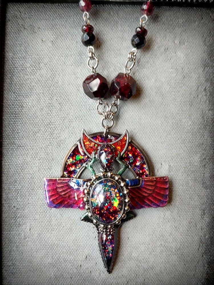 ShadowRealm - Thee Maroon Majesty product image (3)