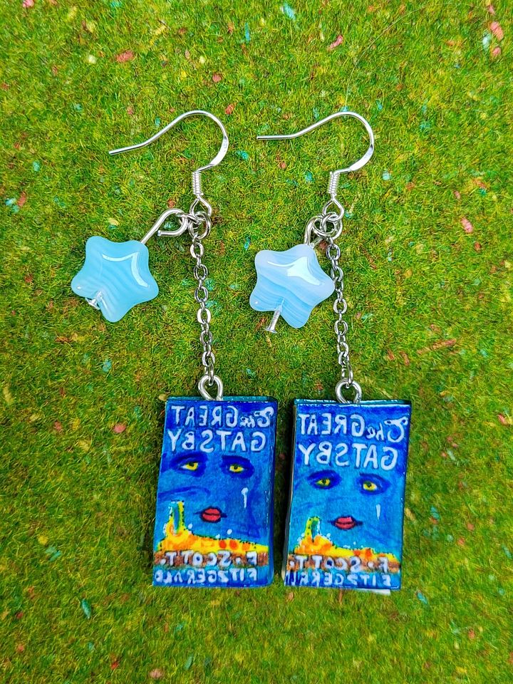The Great Gatsby - Classic Book Earrings product image (2)