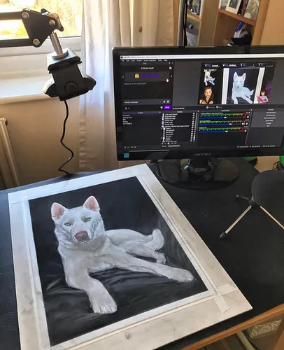 Throwback to when I drew this pastel portrait of @sonaliicastillo pet dog Sia !! I loved creating this art piece! 

I’m now b...