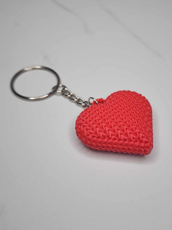 "Knitted" Heart Keychain product image (1)