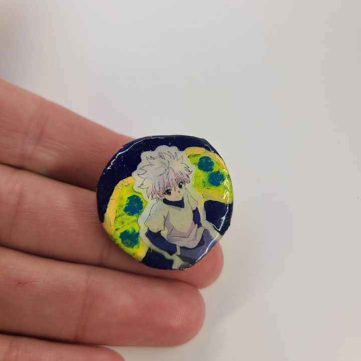 Killua HunterxHunter bottle cap pin product image (2)