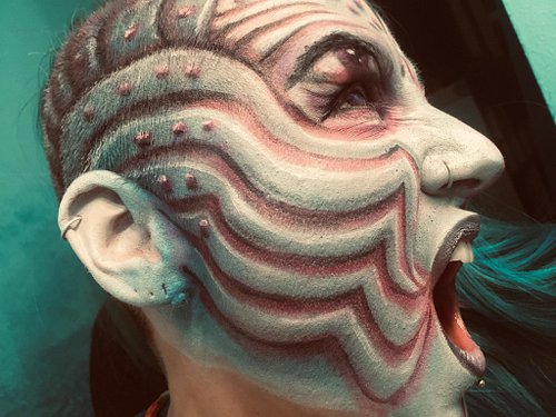 Body art session with the Mrs.