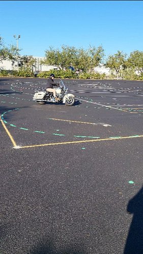 The only full MSF course in Florida, Fully Redone!! @tampabayharleydavidson #harleydavidson #msfcourse #ridersacademy  #conee...