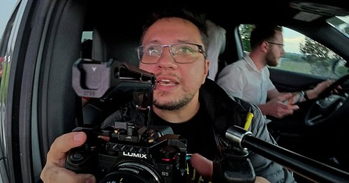 Le montage du film 📽️ poursuit son long et fastidieux chemin, mais petit à petit, j'aperçois là lumière au bout du tunnel ☔⚡,...