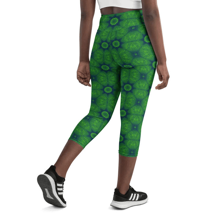 Pixel Perfect Capri Leggings product image (1)