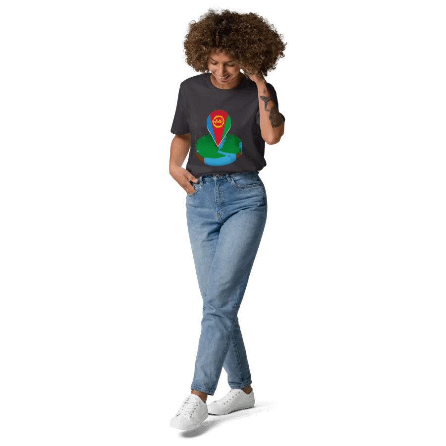 Globetrotter Emblem Organic Tee product image (143)