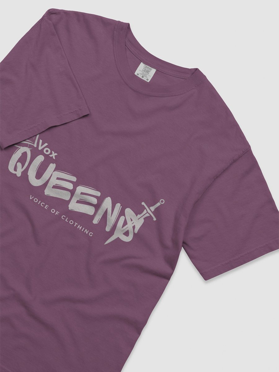 Queens Tee product image (15)