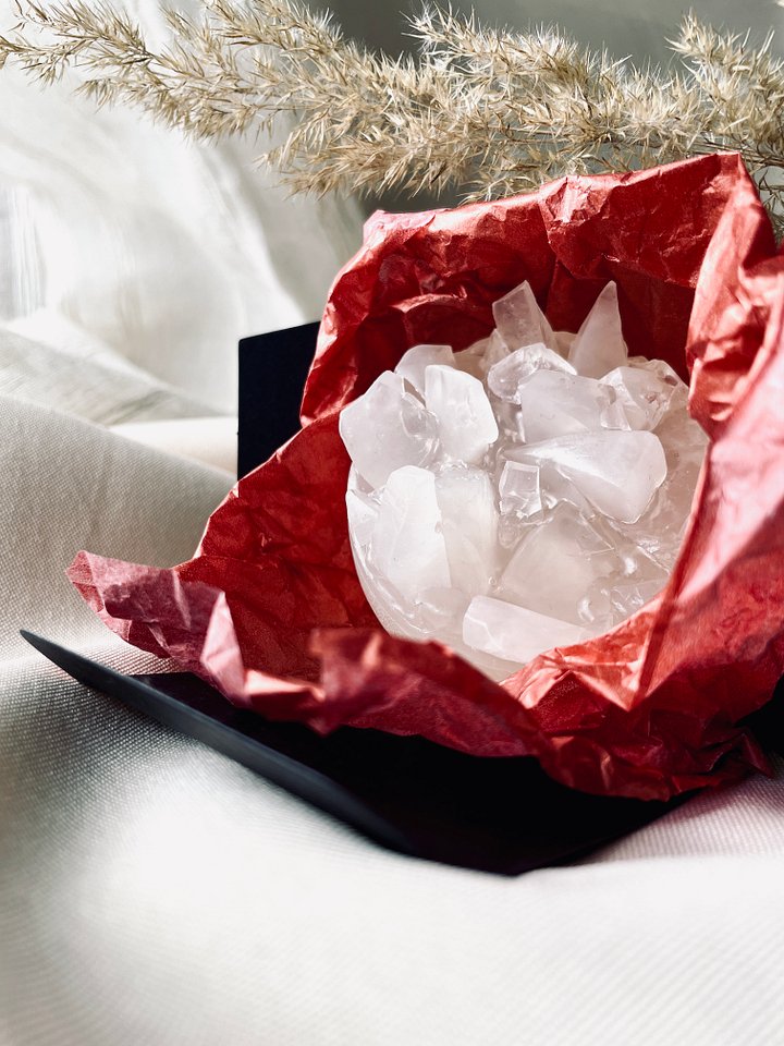 Quartz Bloom — Crystal Soap Disc product image (1)