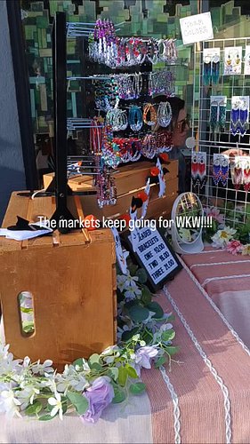 We aren't even halfway through the markets yet at @buenaonda_cafe_staug !!!!! For #westkingwednesday