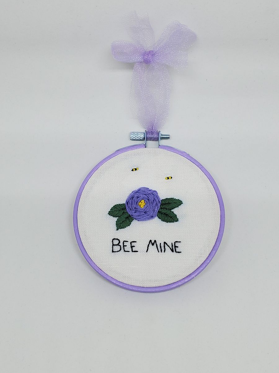 Bee Mine: 4" Hoop product image (1)