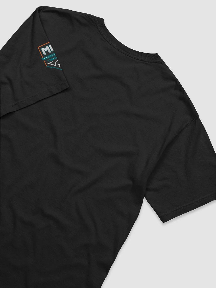 Sharks Team Badge T-Shirt product image (44)