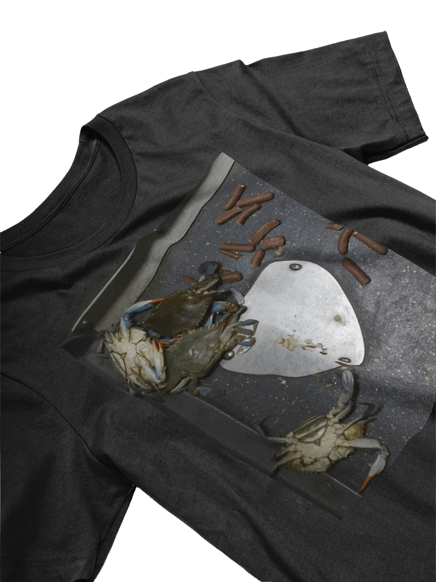 crabs and lady fingers shirt product image (10)