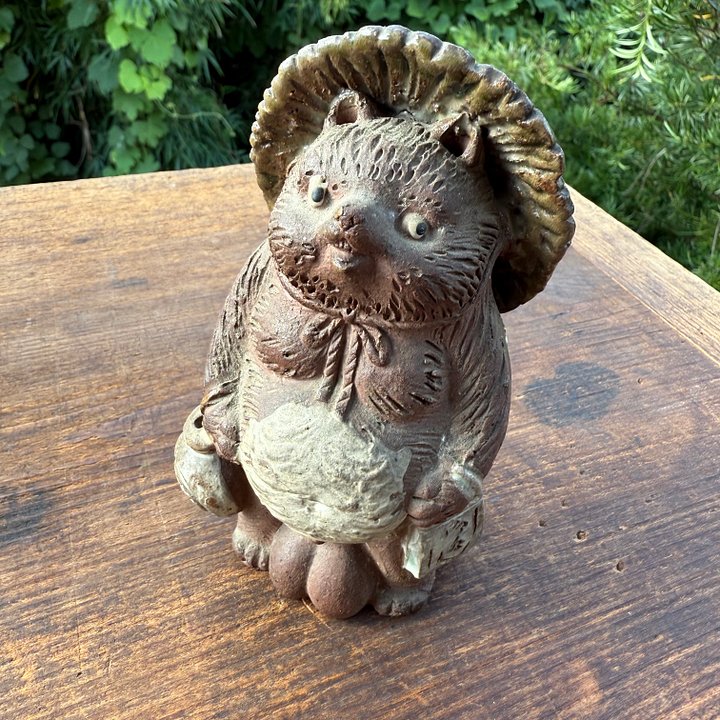 🎎 Vintage Japanese Tanuki Statue with Sake Flask & Ledger – Japan Antique Roadshow product image (1)