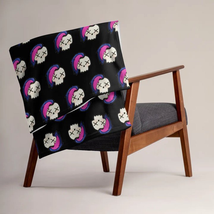 Hybrid Skull Throw Blanket product image (1)