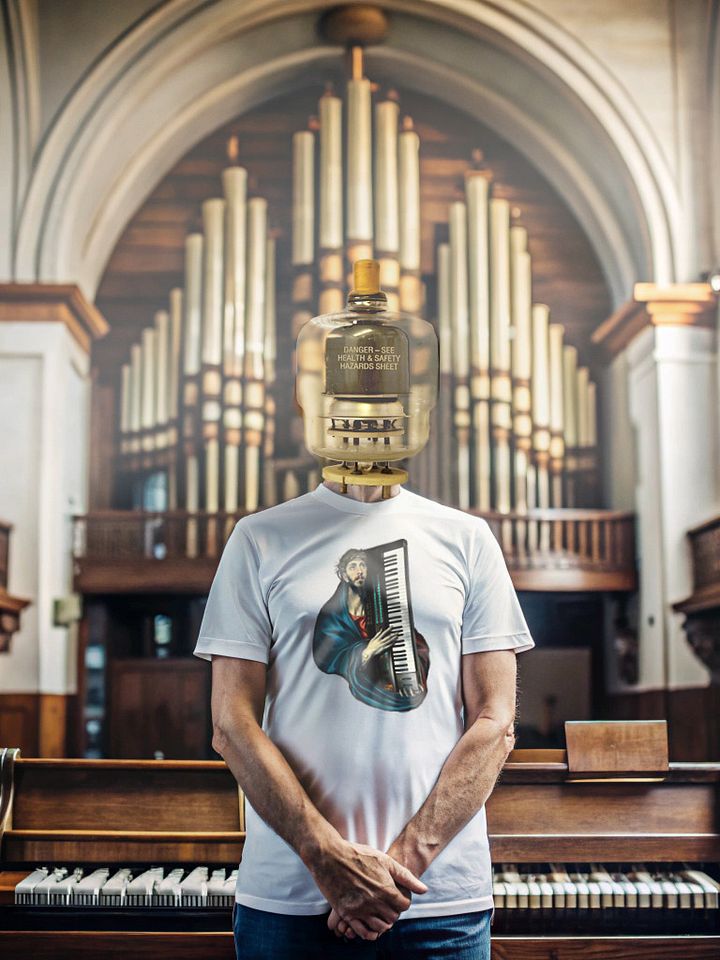 Christ Carrying the DX7 (Yamaha DX7) , EDM Tecno Unisex t-shirt product image (1)