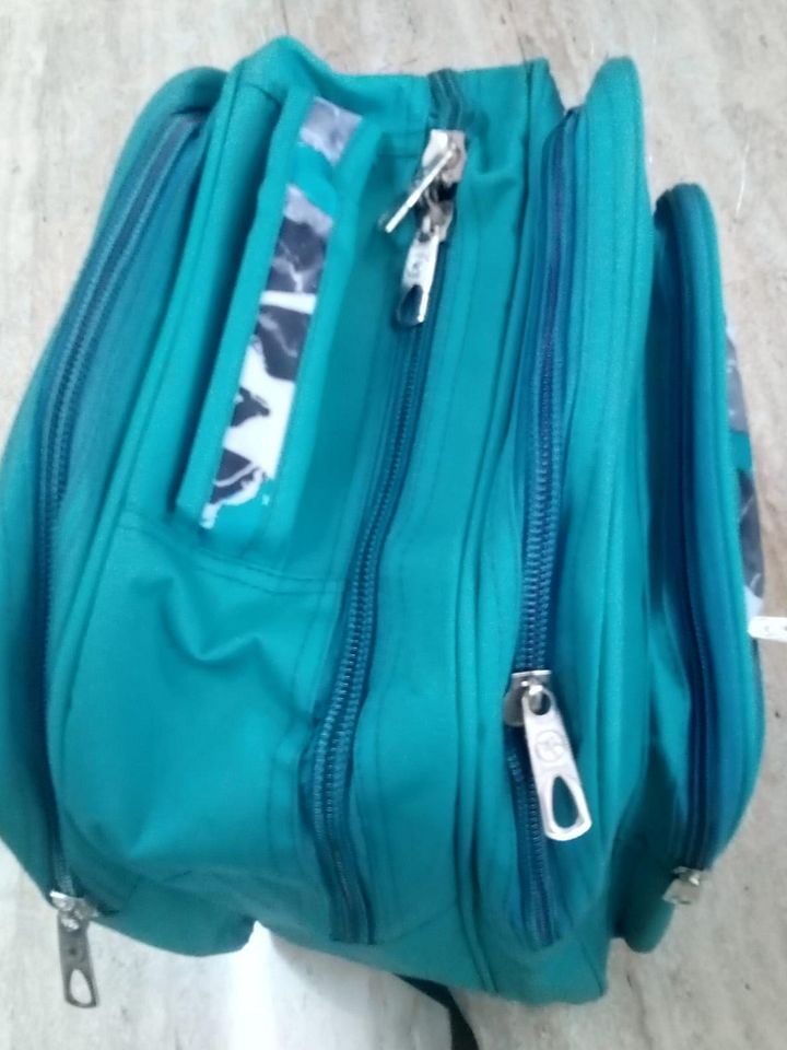 school bag product image (2)