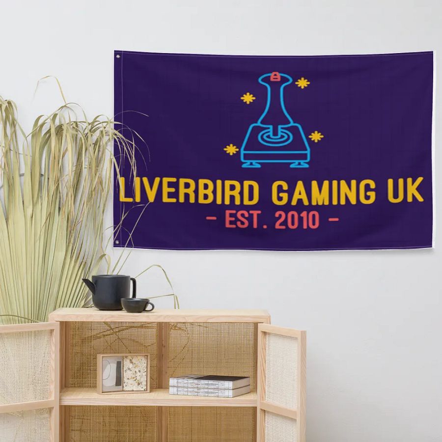 Liverbird Emblem All-Over Flag product image (7)