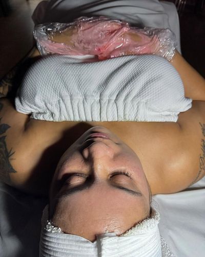 facial w/ paraffin wax add on ✨
psst … it’s dry season and there’s a deal going on for a $60 back facial AND facial ;)
- 
Cal...
