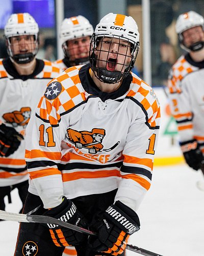 Mood cause we’re back in the @achahockey !

#hockeytop | #icevols