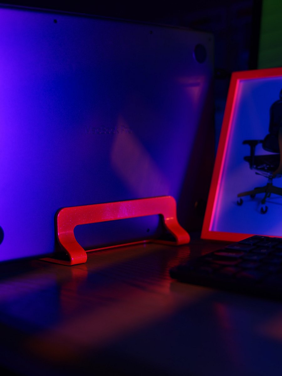 Dazzling Pink Laptop Holder product image (3)