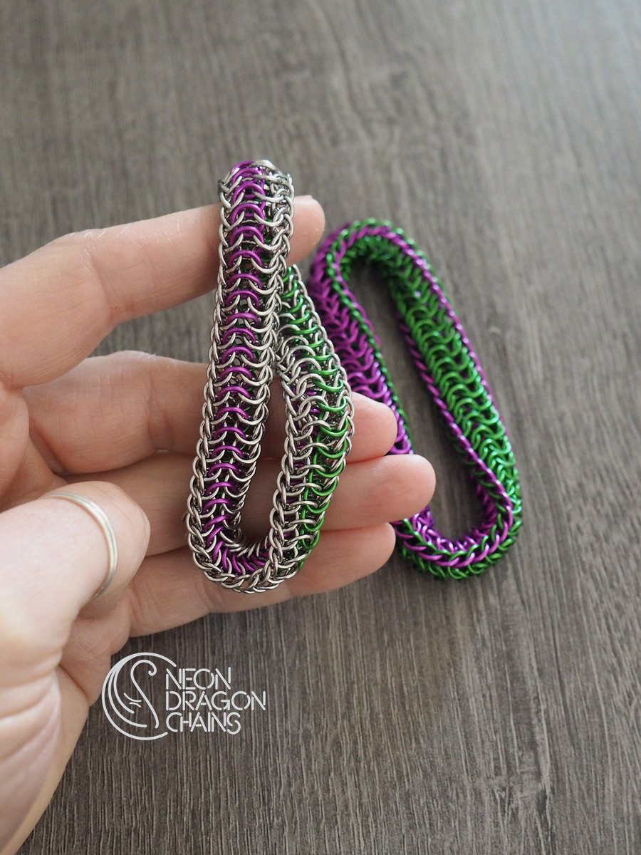 Mobius Fidget Toy / Steel Stripes product image (5)