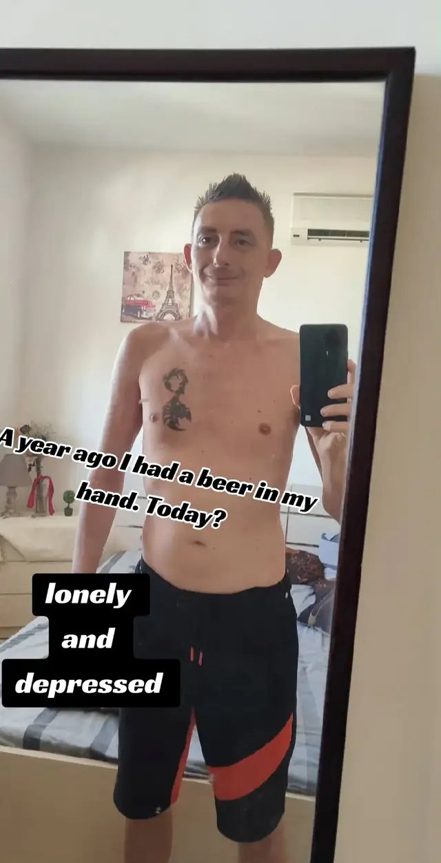 BEFORE: 62 kg, 38 years old, spending most evenings in pubs and bars. Lots of fun… but zero progress. No direction. No discipline. Just “someday I’ll change.” AFTER: 71 kg, more strength, more focus, more confidence. Discipline instead of excuses. Less nightlife, more life. Creatinium – Blacksmith of Bad Ideas – helped me build routines, humility, and consistency. This transformation isn’t about muscles — it’s about choosing a different path and forging my own “after.” If I could do it at 39, you can too. #creatinium  #gymtok  #discipline  #transformation  #beforeandafter 