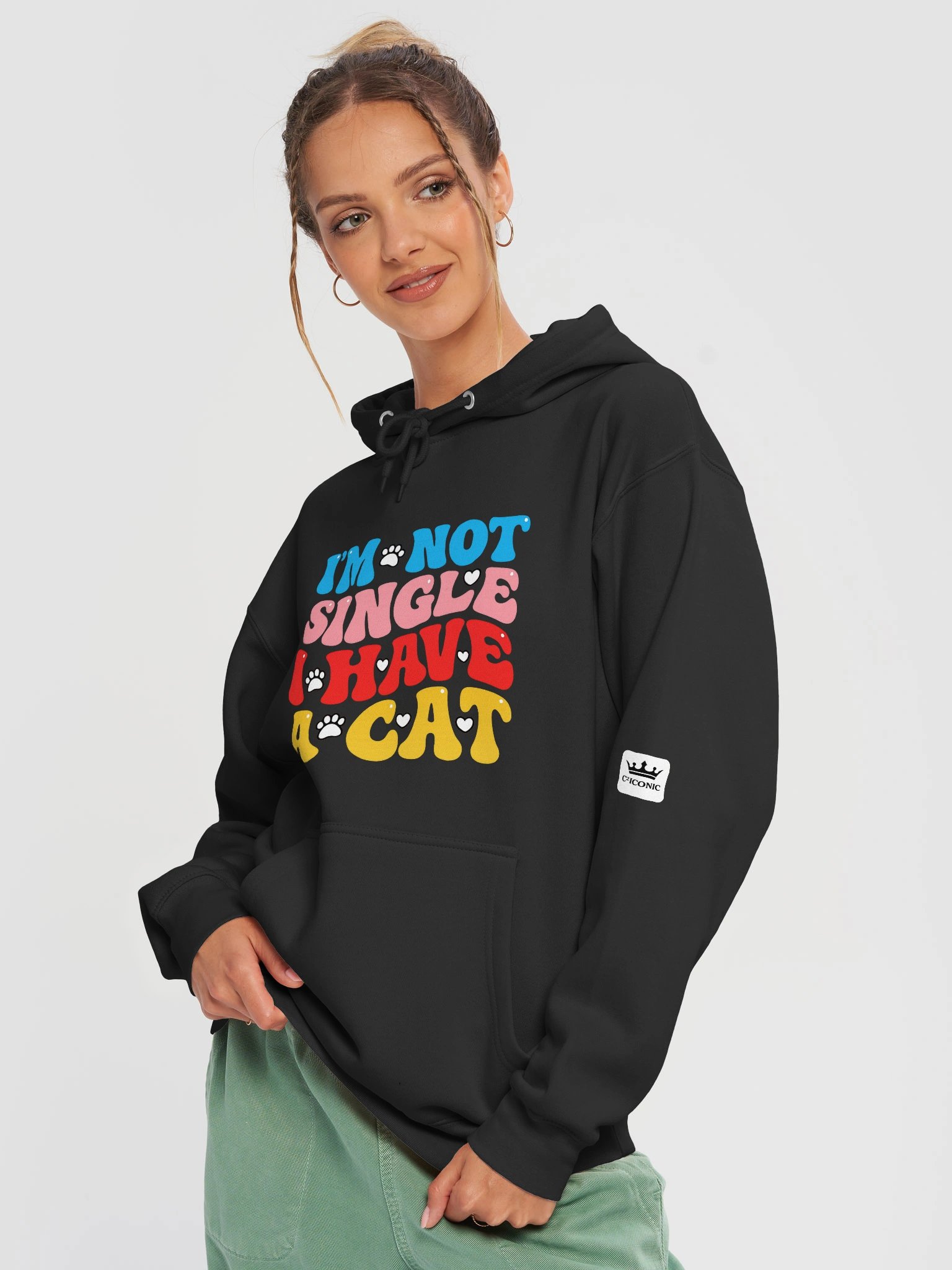 I’m Not Single, I Have a Cat Graphic Pullover Hoodie product image (4)