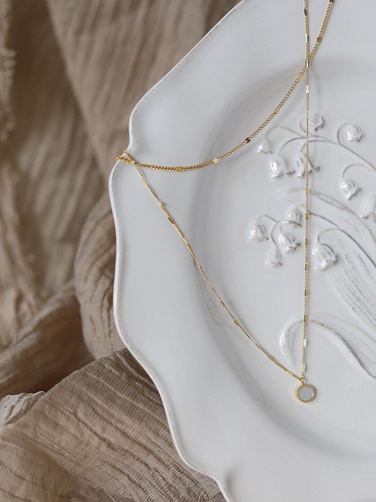 Double-Layer White Shell coin Necklace | 18K Gold Plated product image (9)
