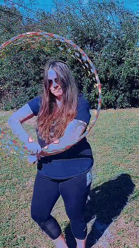 Keep the energy high 💃🤩

#flowarts #dance #hulahoop #vibes