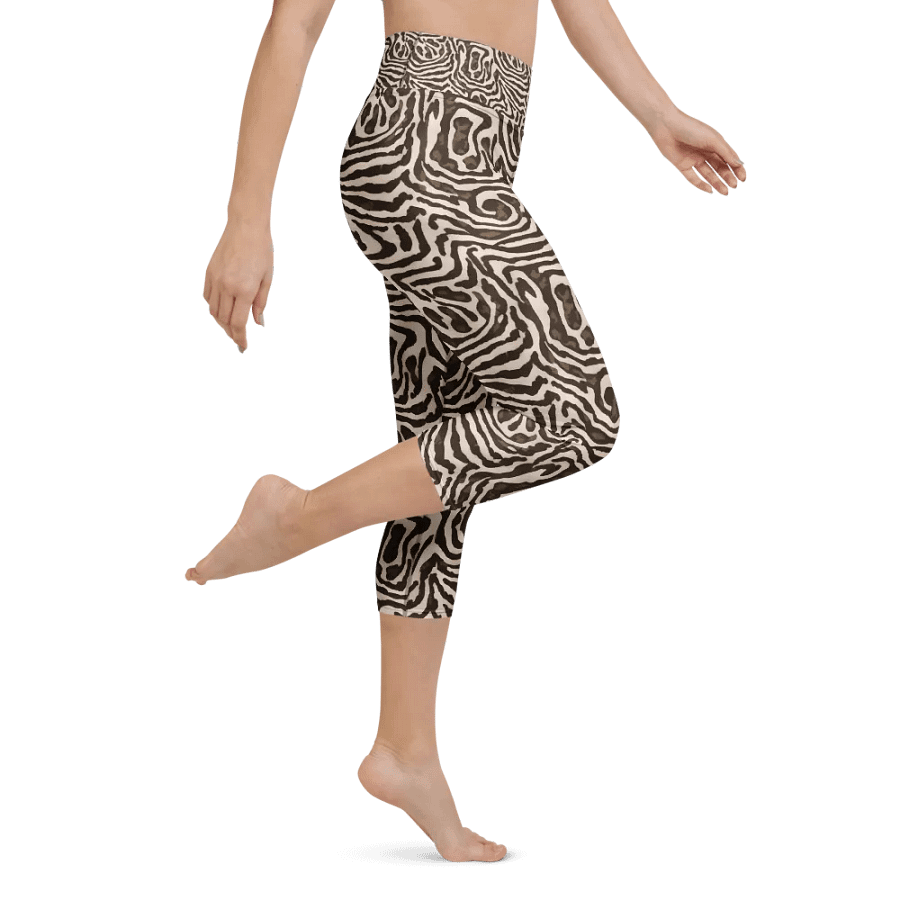 Brown Snake Capri Leggings product image (1)