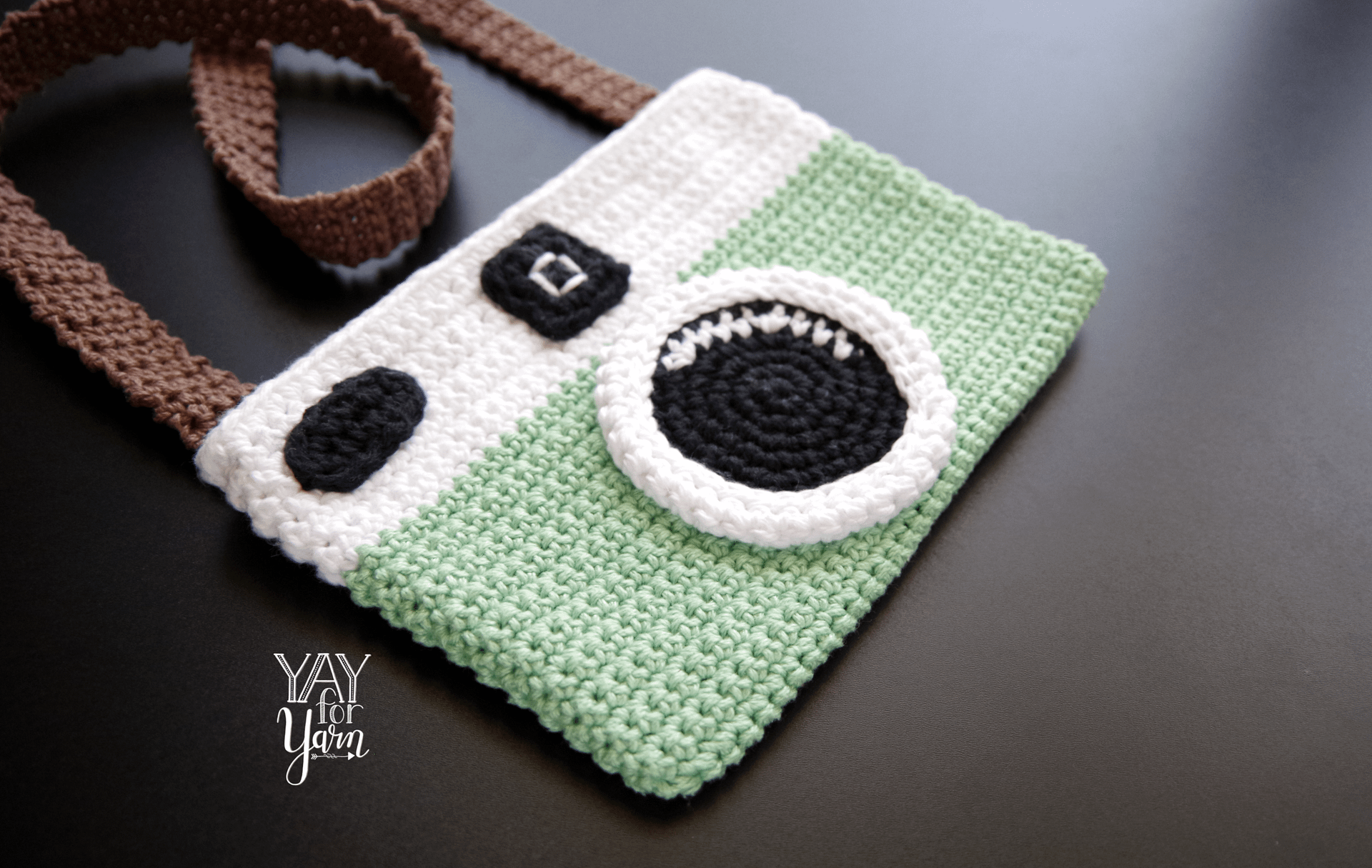 Vintage Camera Purse - PDF Crochet Pattern & Video Tutorial product image (3)