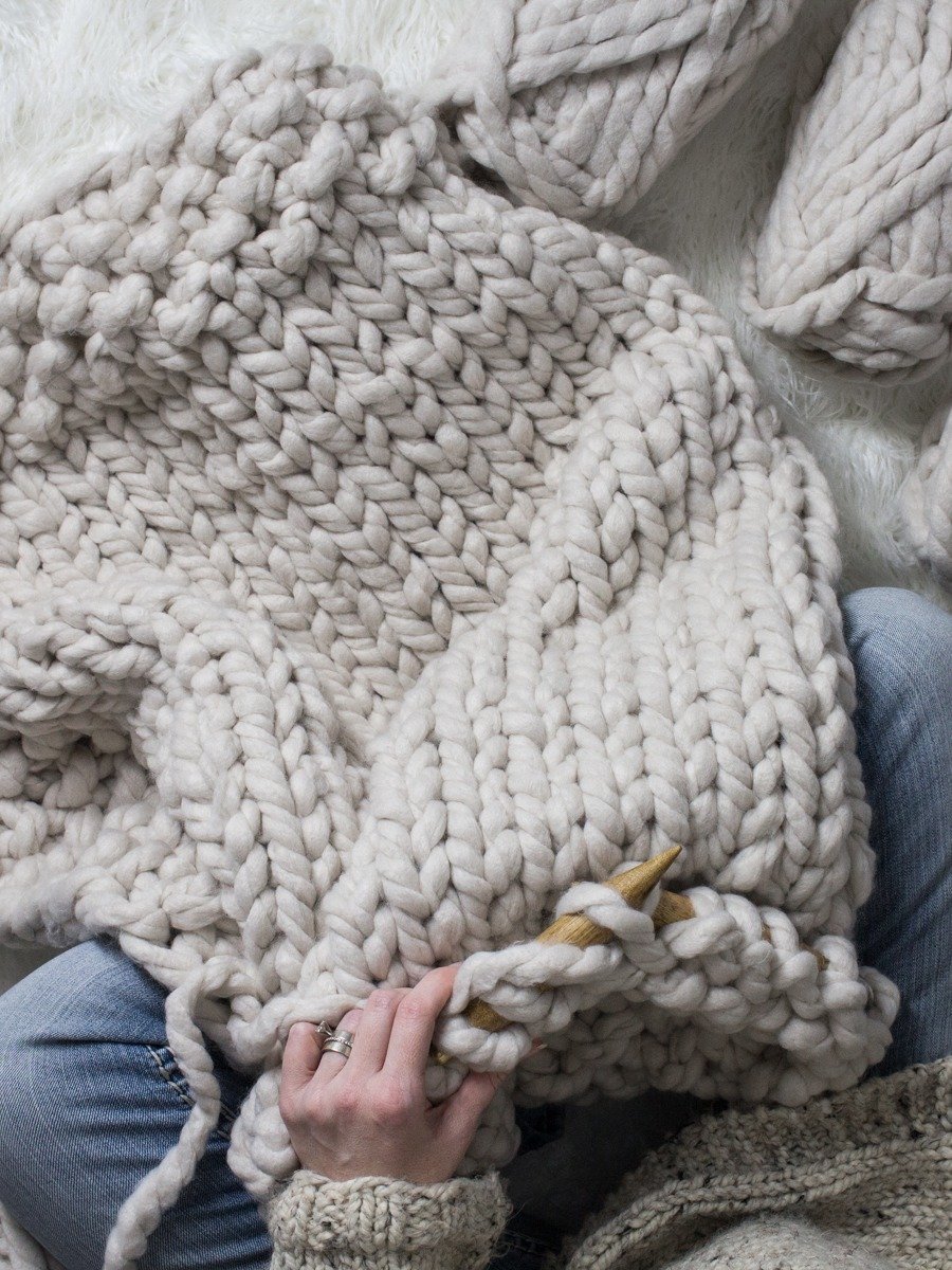 Jumbo Knit Throw Blanket - Snuggled Up product image (1)