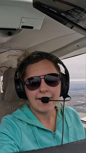 INFORMATION ECHO! Getting weather information before landing! #aviation #flying #pilot #adventure #femalepilot