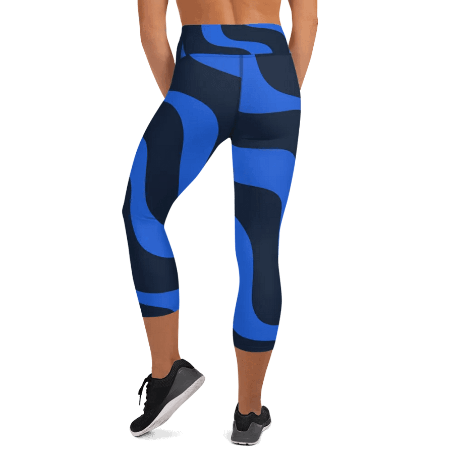 Ripple Effect Yoga Capri Leggings product image (5)