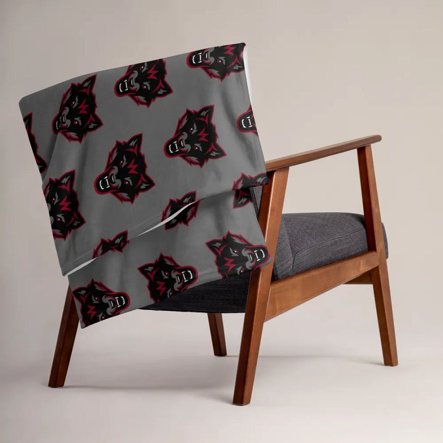 Vintage Captain Wolfpak Logo Throw Blanket product image (15)