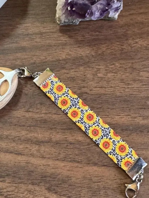 Wild Sunflower Elastic Bracelet | Handmade Accessory for Bellabeat Leaf Urban & Ivy product image (1)