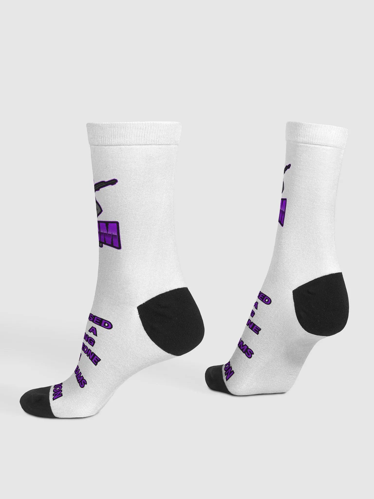FLOFAM Socks (Girls can Shoot too) product image (4)