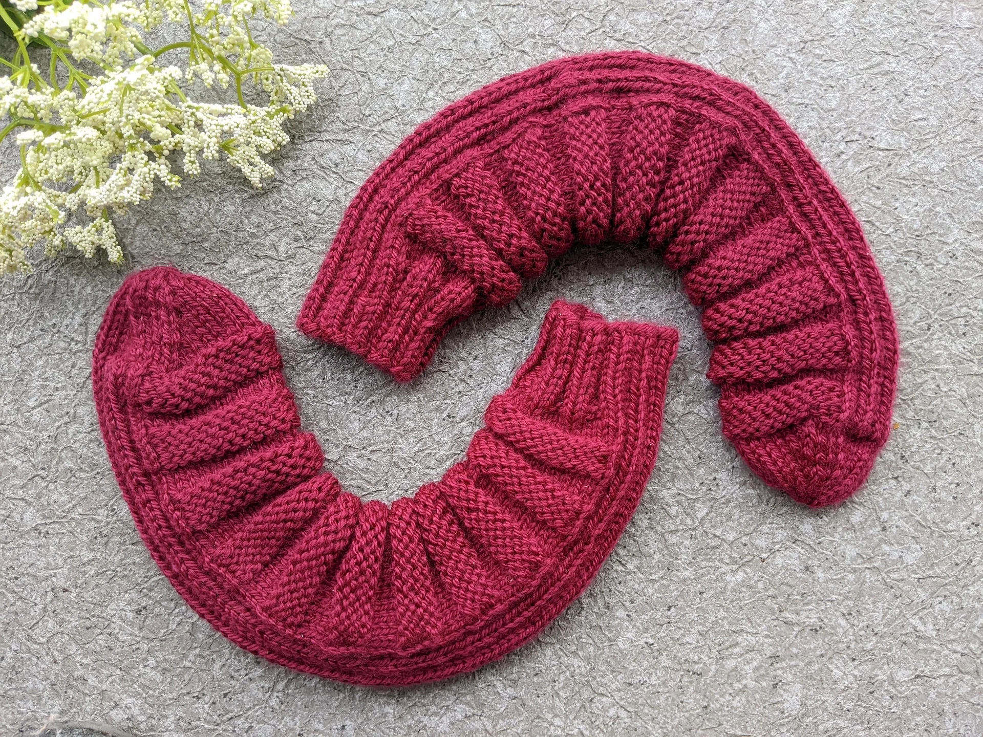 Knit Caterpillar No-Heel Socks Pattern product image (5)