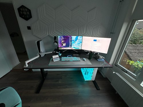 Got my second monitor