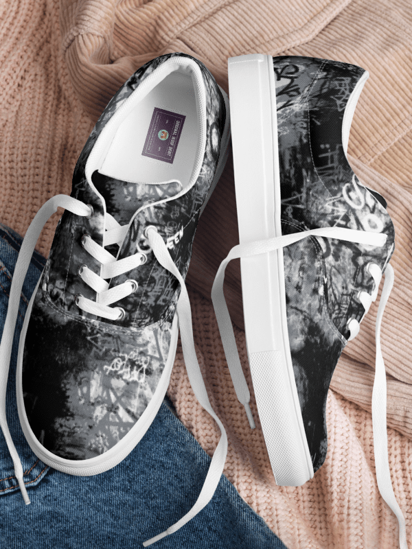 Black and White Graffiti | Men's Lace-Up Canvas Shoes product image (5)