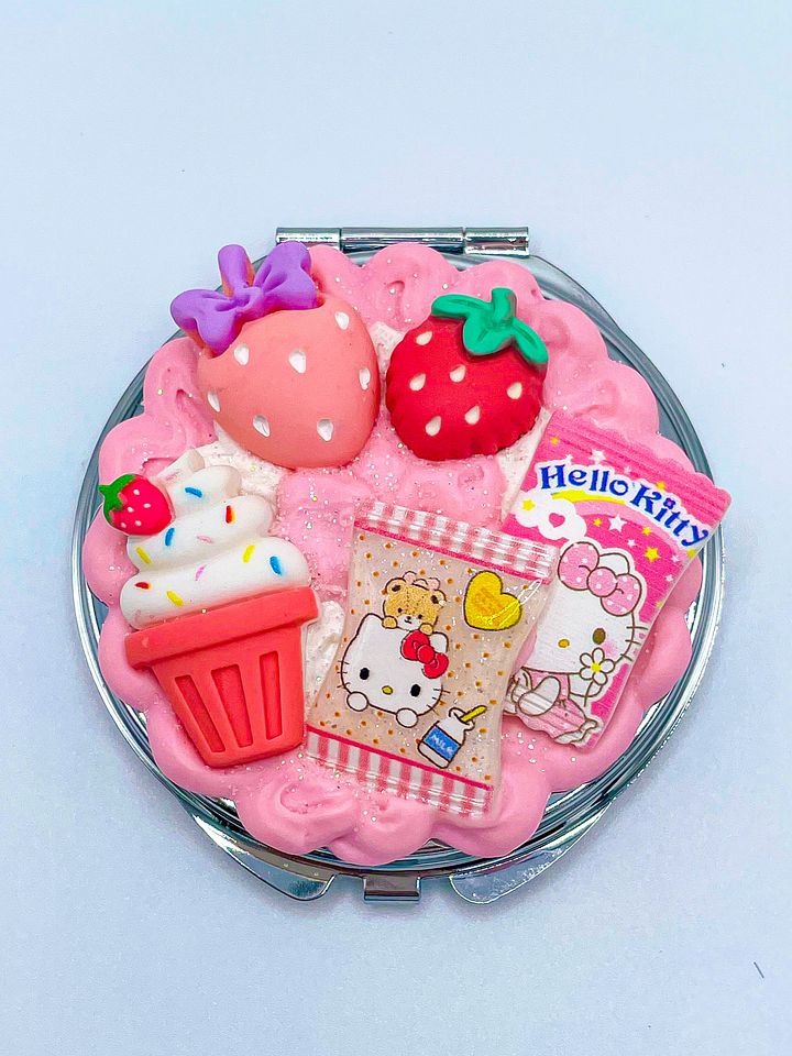 Custom Made Decoden Compact Mirror + Pouch product image (2)