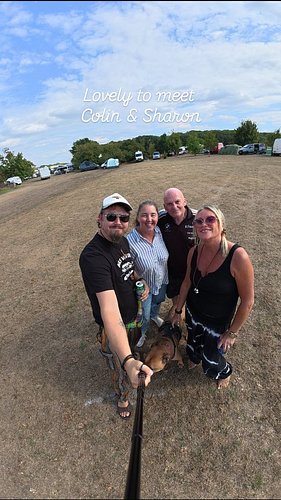 Meeting our lovely subscribers Colin & Sharon heart #vanlifeuk #vanlife #vanlifediaries #mandsvanlife #subscribe  #festival