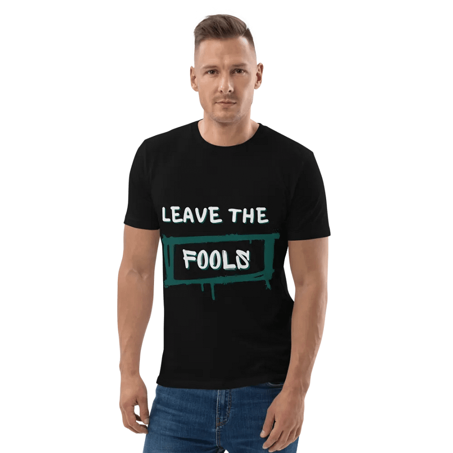 Tshirt product image (4)