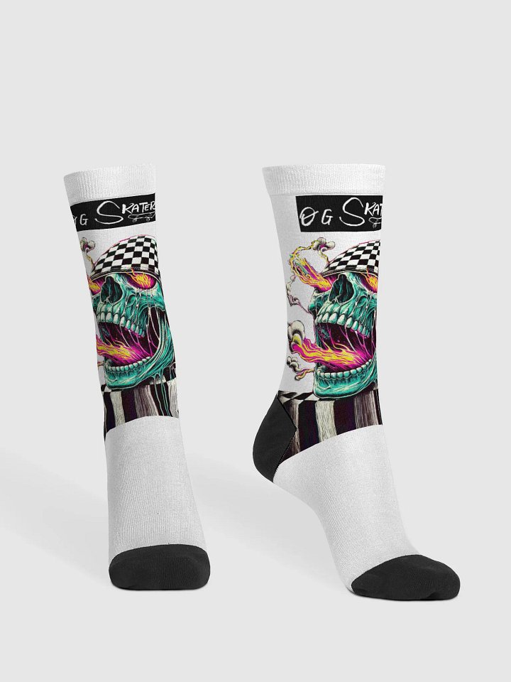 O.G. Skater ‘Flaming Skull’ Crew Socks – Bold & Sustainable product image (1)