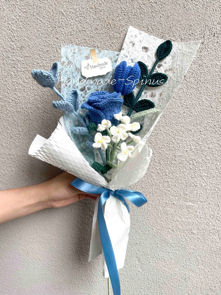 Springtime Blue Language Crochet Knit Bouquet product image (2)