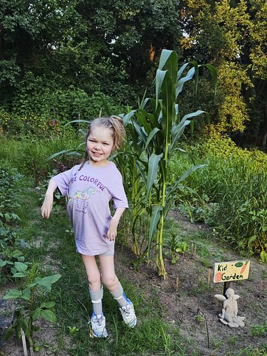 We just came from picking up our CSA box at the farm. I love the vibe at @tantrefarm — I love being outside, in nature. The f...
